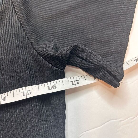 NWT PrettyLittleThing Plus Black Ribbed Plunge Short Sleeve Bodysuit Size 12 - Picture 10 of 15